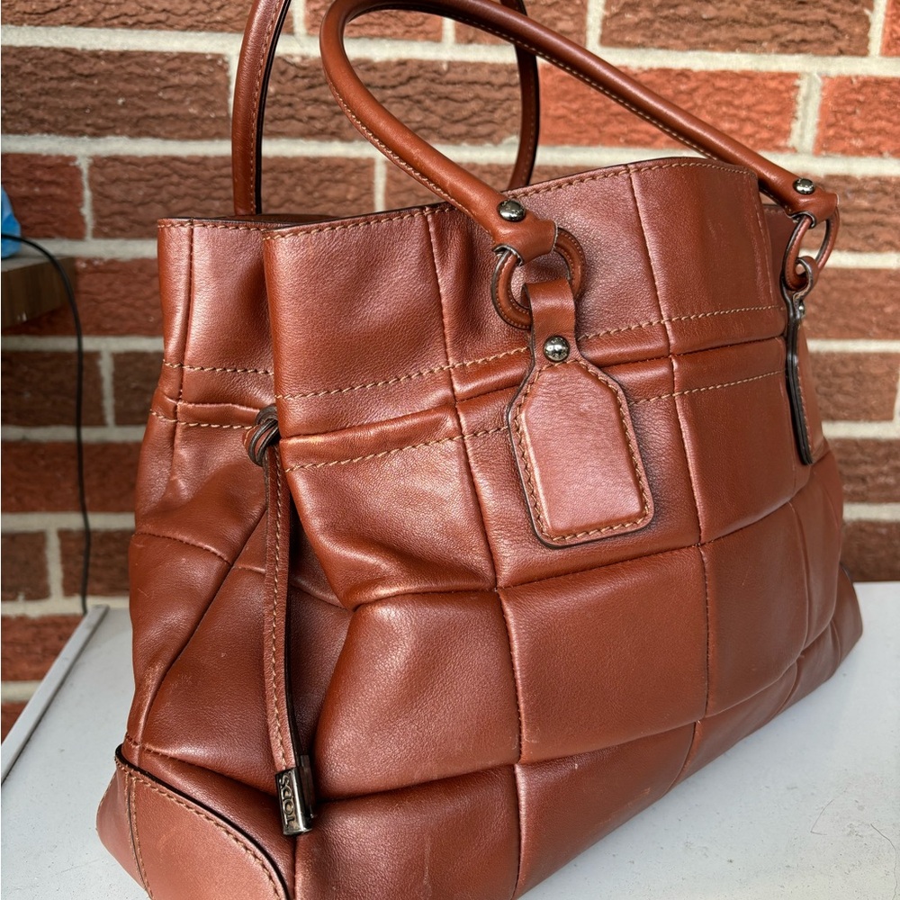 Authentic TOD’s leather Di Bag purse